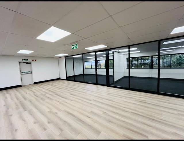 338M² OFFICE TO LET IN HALFWAY HOUSE